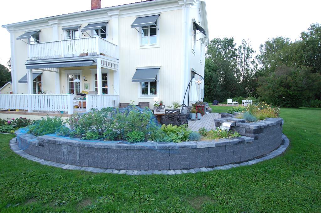 Brunnsgarden Bed & Breakfast Skelleftea Bagian luar foto